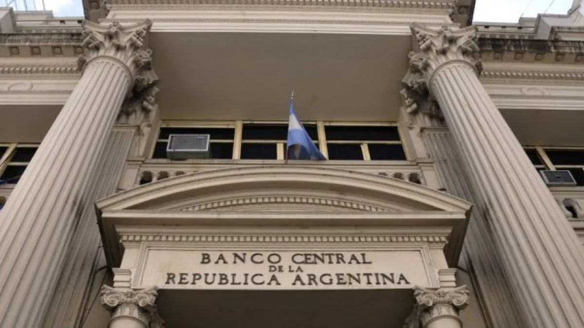 El Tesoro recompró Letras Intransferibles por $18,4 billones: ¿saneamiento real o maquillaje contable?