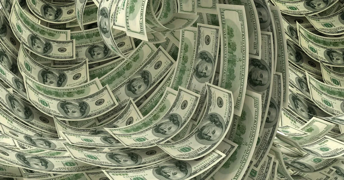 Qué prevén los economistas para 2026 y qué implicaciones tiene para salarios y reservas
