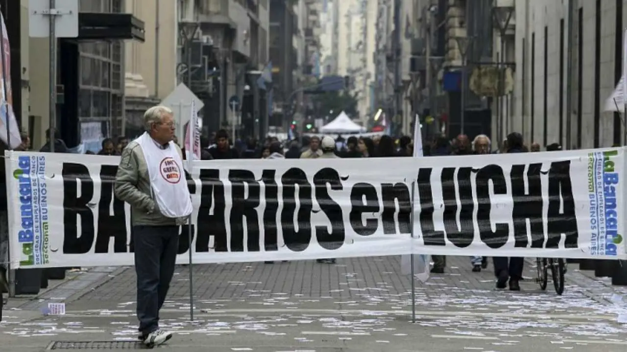 Cierre de sucursales bancarias: 283 locales menos en dos años y riesgo laboral
