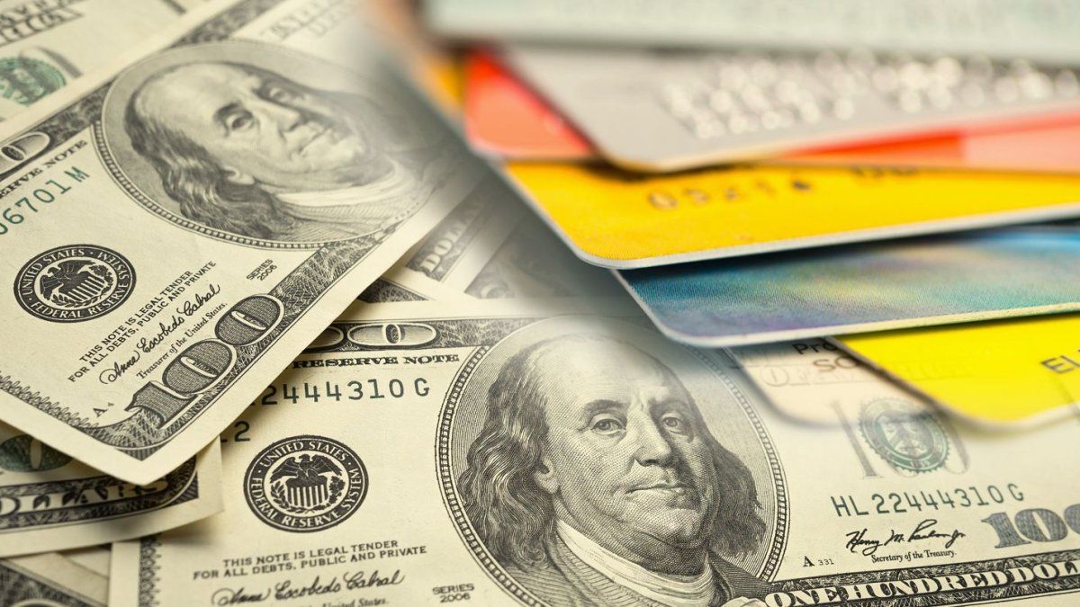 Cómo pagar el resumen en dólares y evitar la percepción del 30%