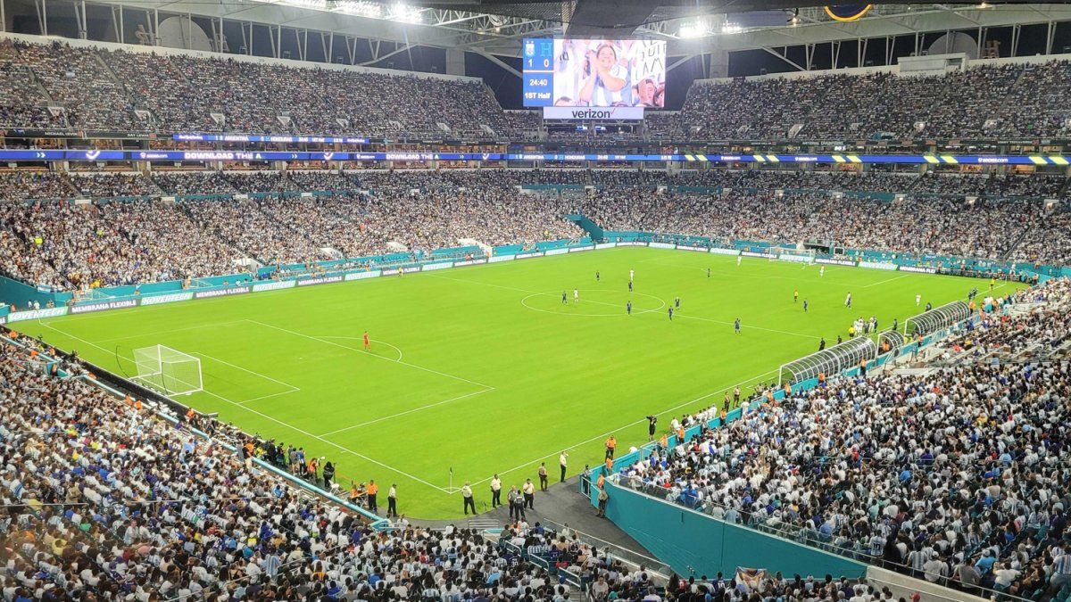 Cómo viajar al Mundial 2026 sin vaciar tus ahorros: números y pasos prácticos