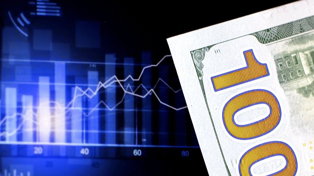 Dólar hoy: mayorista $1.384, CCL $1.475,70 y brecha de 6,6%