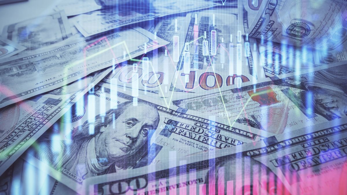 El blue cae $15 y reduce la brecha: señales tentativas de calma cambiaria