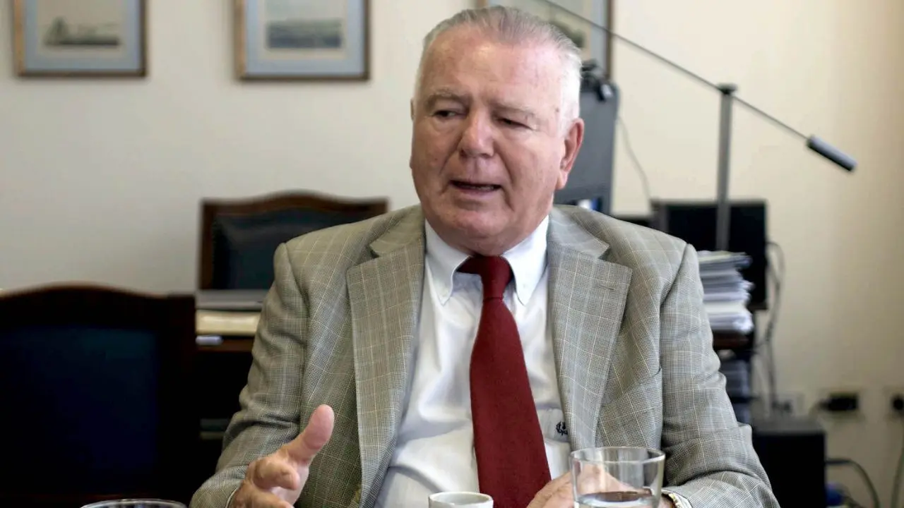 Ferreres proyecta dólar a $1.715 en diciembre y reabre el debate cambiario