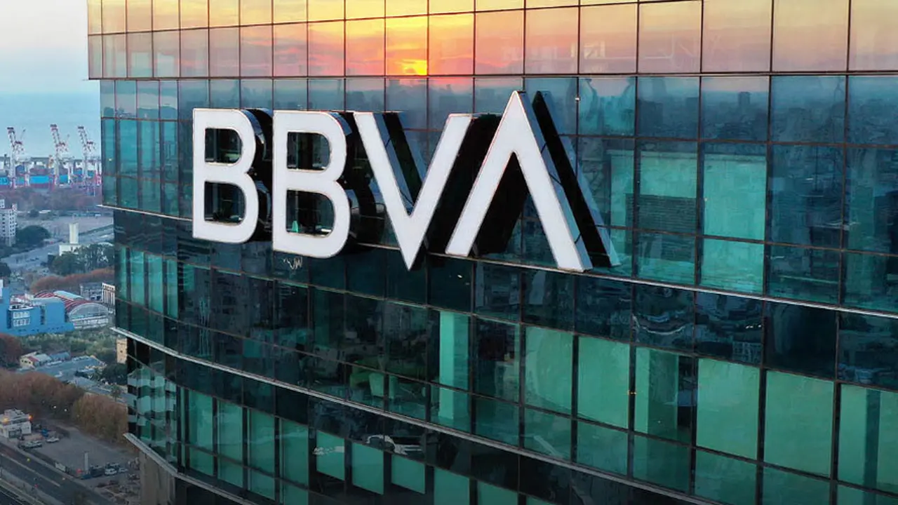 Ganancia de BBVA Argentina cae 21,2% en 1T26 y alerta sobre márgenes del sistema