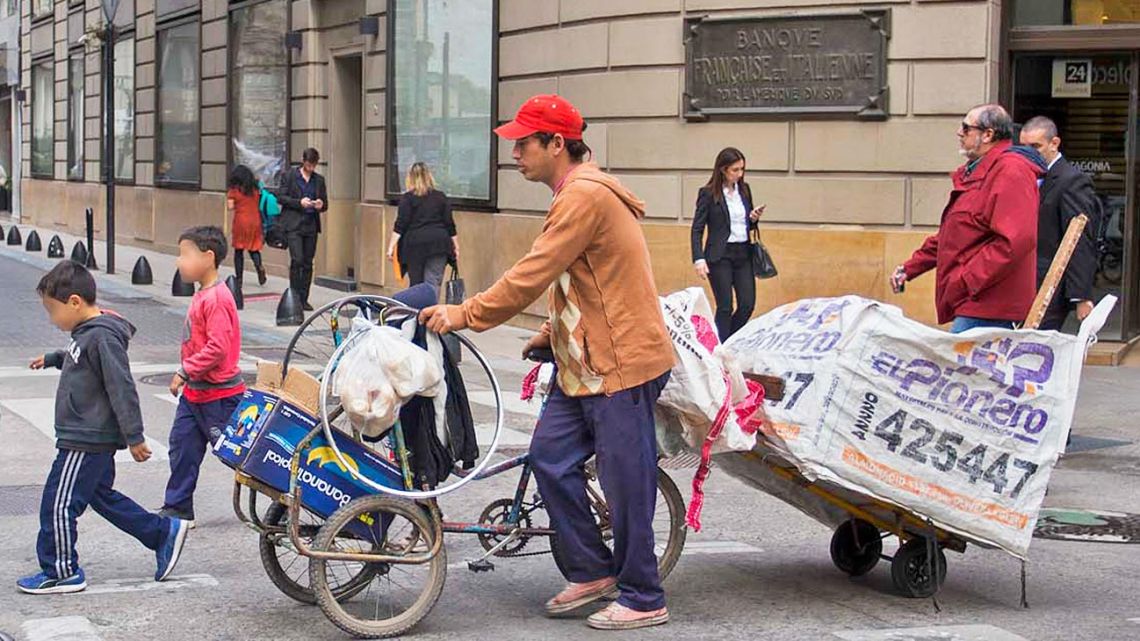 La pobreza que no aparece en la estadística: 'no tener amigos' en la infancia argentina