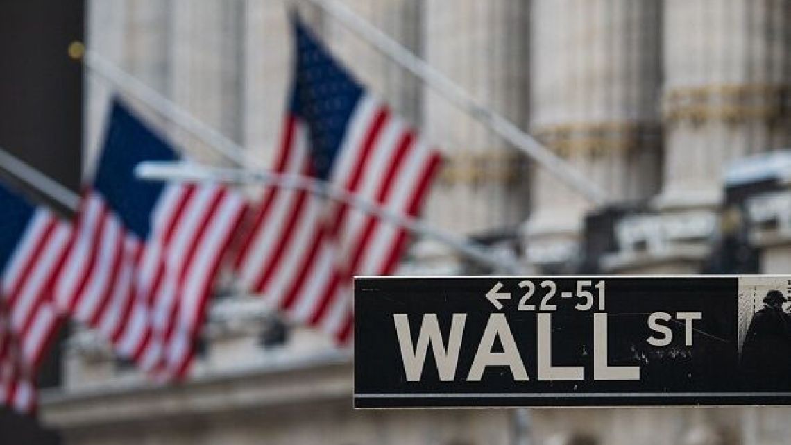 S&P 500 acumula semanas de subas por IA y esperanzas de paz: ¿qué implica para Argentina?